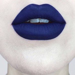 2/$15 Kat Von D Everlasting Liquid Echo
